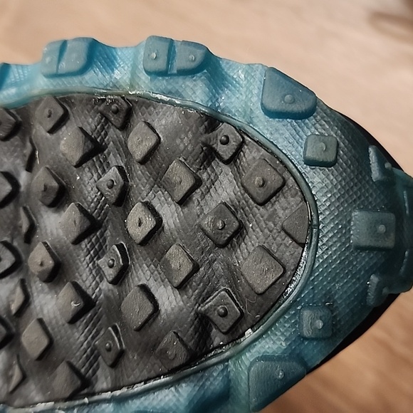 Nike Air Max Plus Running Shoe 2011 429890-040 Black Neon Blue Women's size 9 - Picture 11 of 13